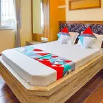 Fabhotel Quest - Nr Quest Mall